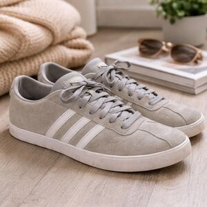 Adidas VL Court 2.0 Gray Suede Low Top Sneakers White Stripes Mens 9.5 Womens 11